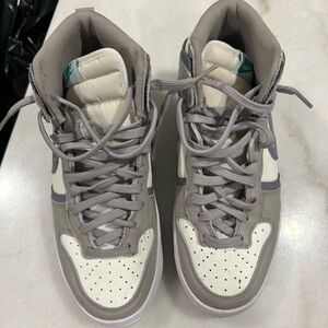 Nike High-Top Sneakers in Taupe and White